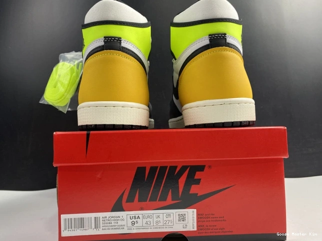 'VOLT JORDAN GOLD' 555088-118 1 AIR HIGH RETRO OG 0702